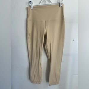 Lululemon leggings size 8- 21 inch inseam aligns? Nude cream